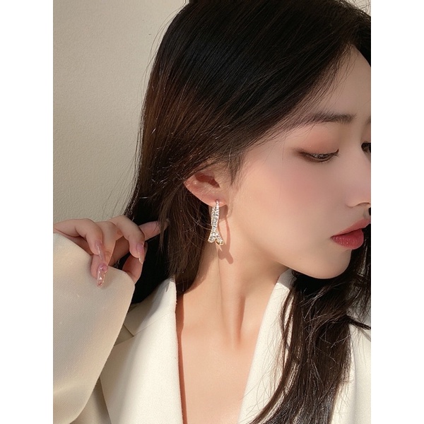 Bông Tai Hàn Quốc Đính Đá Lấp Lánh Hình Chữ C Siêu Đẹp Cao Cấp Mainia Shop
