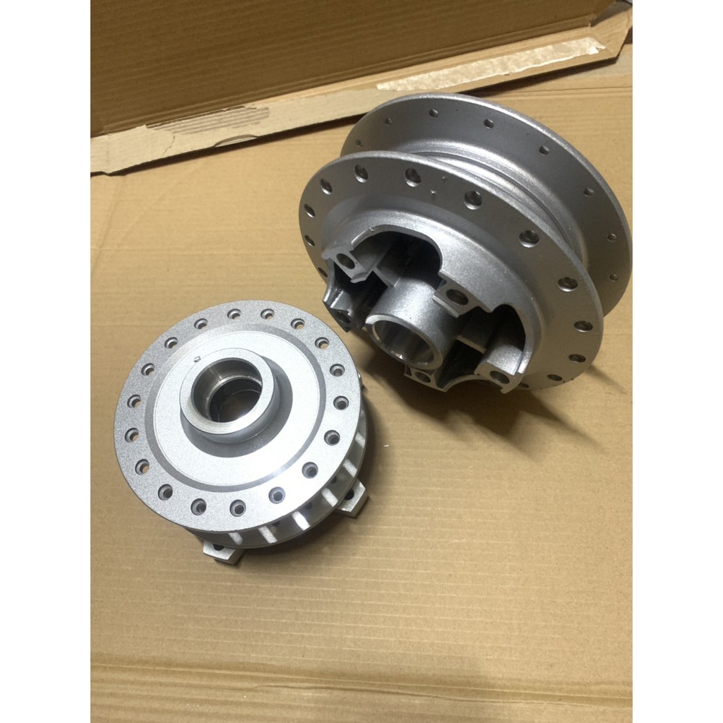 Đùm exciter 150 sơn bạc loại dày và đẹp