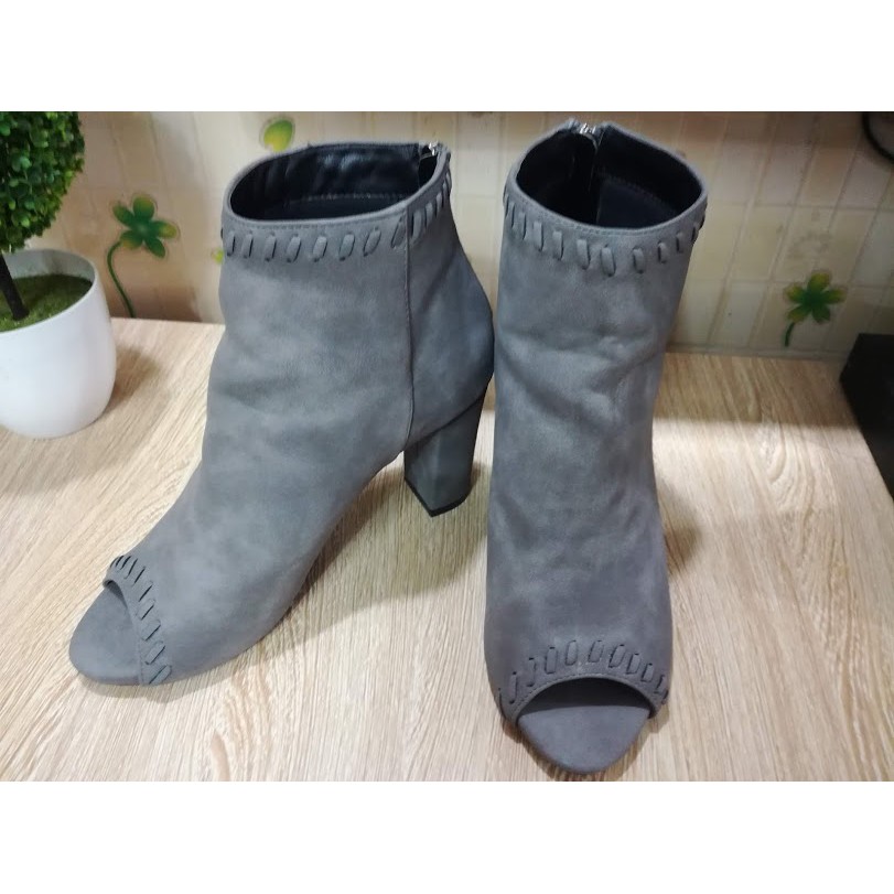 BOOT JUNO SIZE 38 DA LỘN