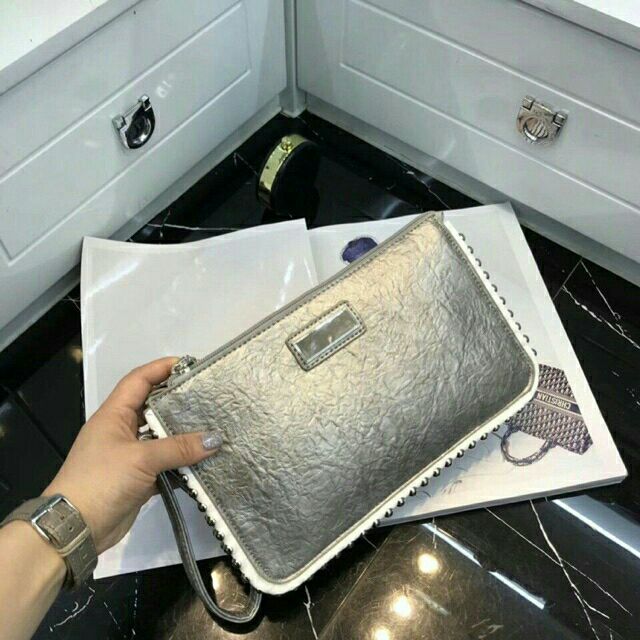 Ví zara viền hạt