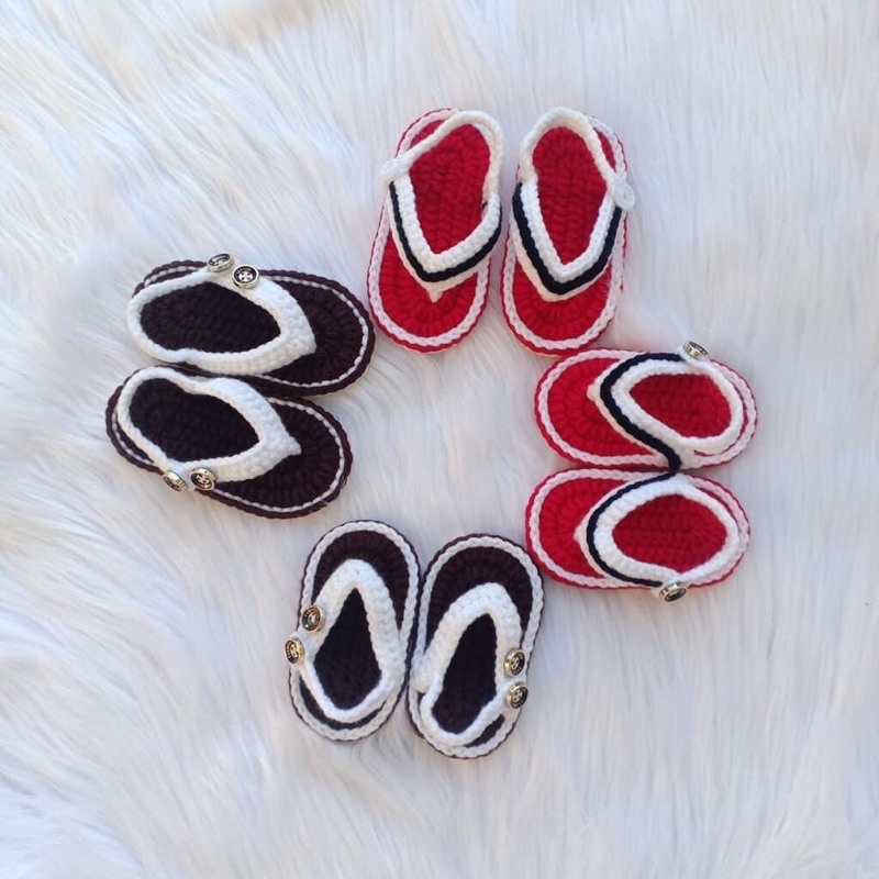 Dép xỏ ngón cho bé