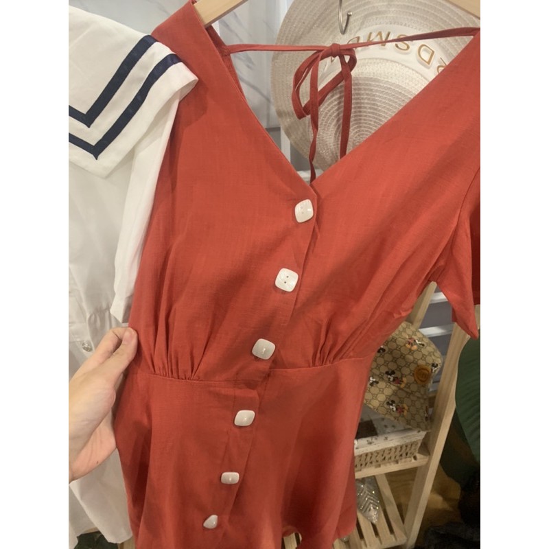 Váy nữ đẹp ✅QUẢNG CHÂU✅đầm nữ xoè cổ V nhẹ nhàng nữ tính phối khuy trắng, hàng taobao có sẵn | BigBuy360 - bigbuy360.vn