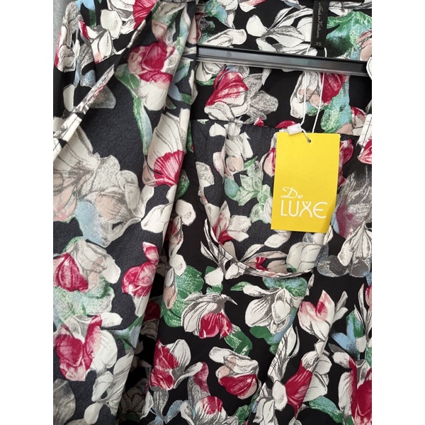 Áo sơ mi voan cát cổ trụ kiểu đắp tà lệch