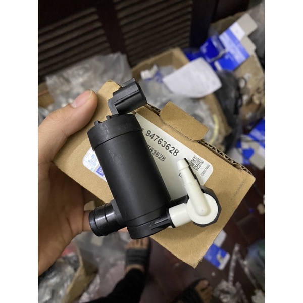 Mô tơ bơm nước rửa kính Trailblazer