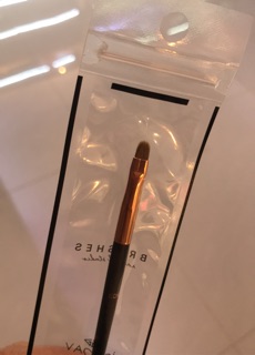 CỌ NHẤN ĐUÔI MẮT VACOSI SMUDGE PRO BRUSH - E09