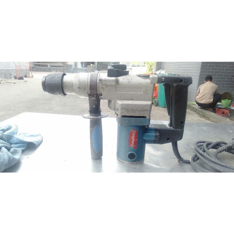 Máy khoan, đục bê tông DongCheng DZC03-26B