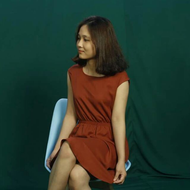 Đầm suông nhúng eo