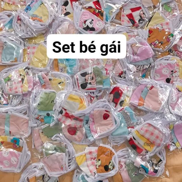 Set (3 cái) khẩu trang cho bé trai và bé gái ( giao màu ngẫu nhiên)