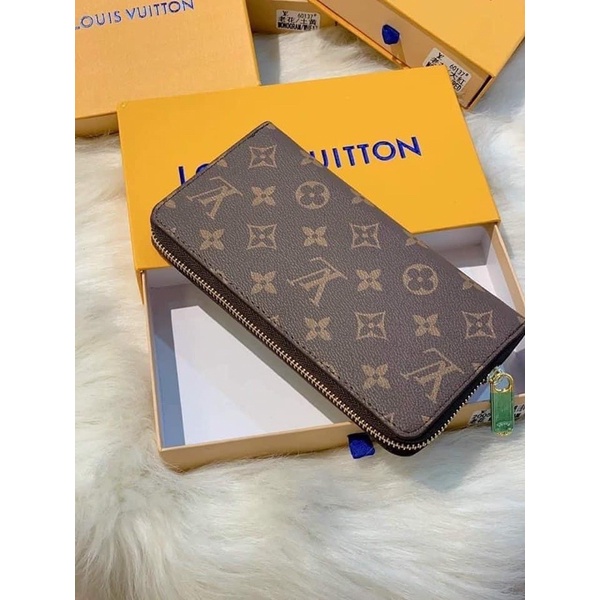Ví cầm tay nam nữ Lv khoá kéo hàng Supper Fullbox
