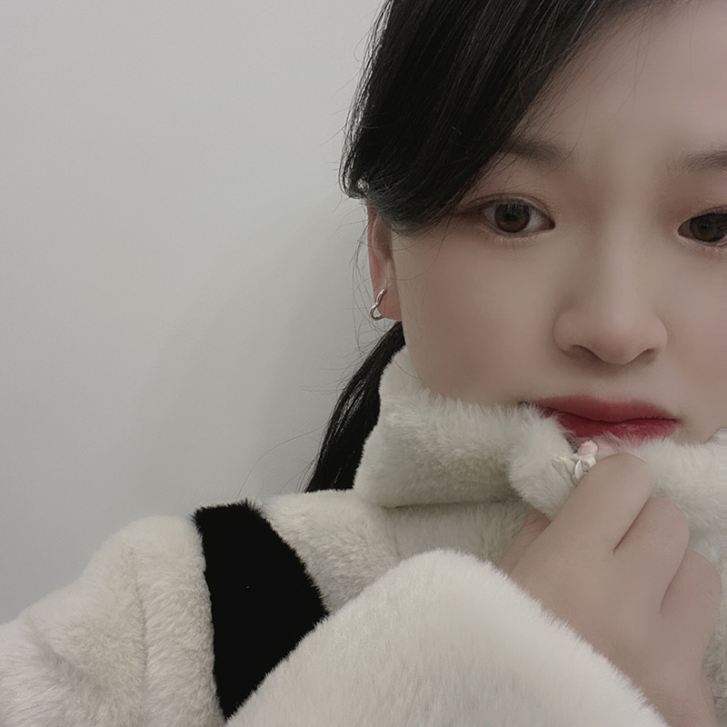 Bông Tai Hình Trái Tim Xinh Xắn Thời Trang Dành Cho Nữ