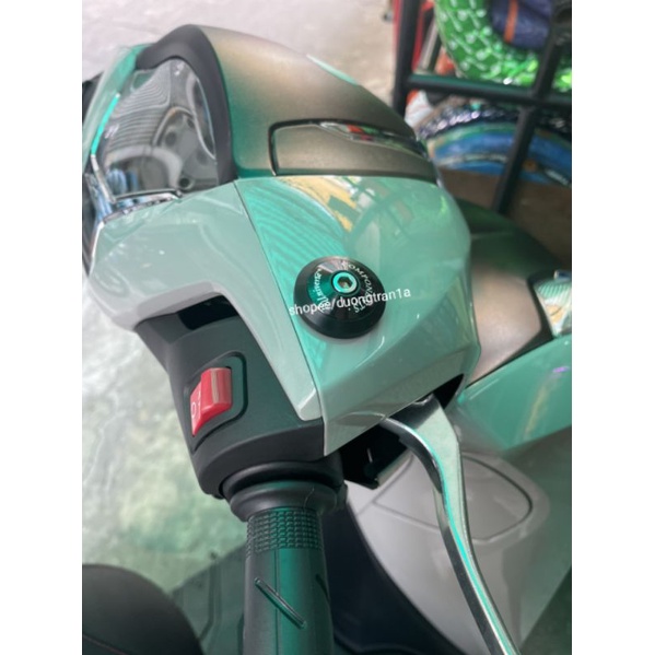 Chụp ốc kiếng SH350i New