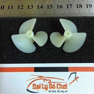 Cặp chân vịt thuận nghịch 3 lá trục 2mm kích thước 28mm