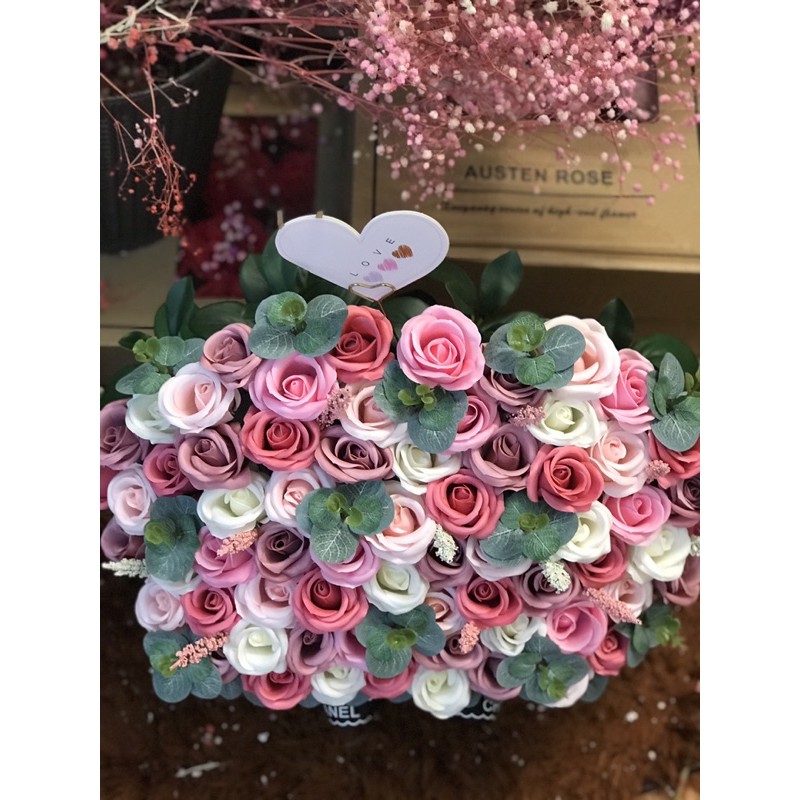 [Lẵng hoa 8/3, Khai trương] Lẵng hoa hồng sáp Vip cao cấp phối các loại lá điểm xịn đẹp. Kích thước 50x50cm