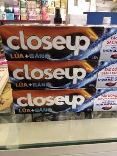 KEM ĐÁNH RĂNG CLOSE UP Lửa Băng 180g