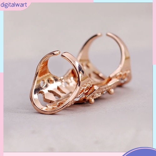 Nhẫn đeo chéo đính đá phong cách phương Tây