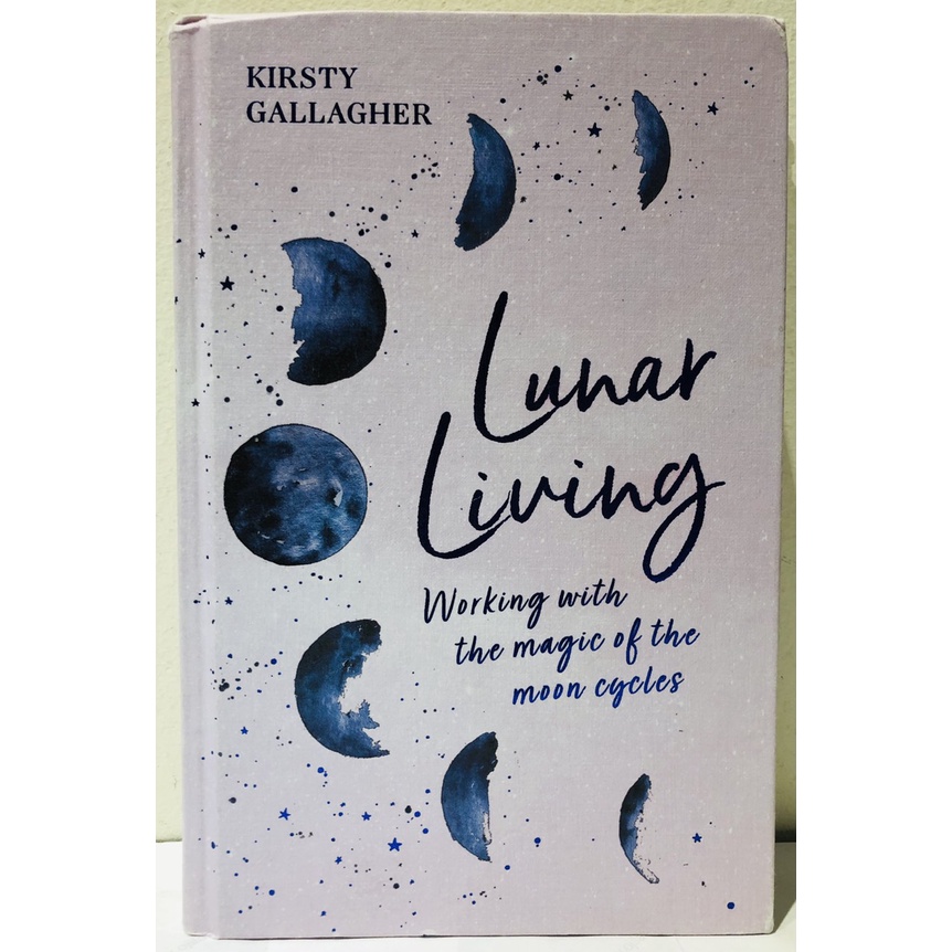 Sách - Lunar Living - Bìa cứng