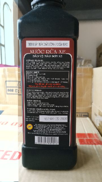 Nước rửa xe Sumo .