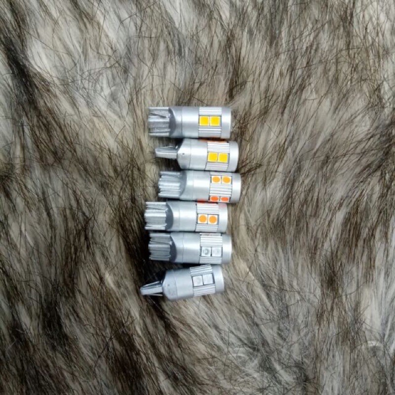 Bóng led demi xi nhan t10 cree hàng xịn bảo hành 6 tháng