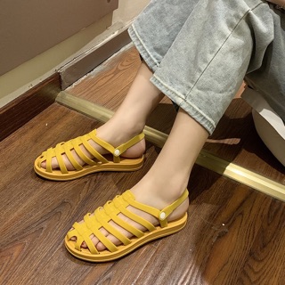 Dép nhựa dáng GC