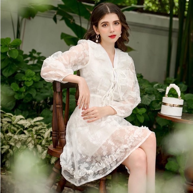 Đầm ren đi dự tiệc cưới thiết kế dáng xòe, tay dài xinh xắn - Hani