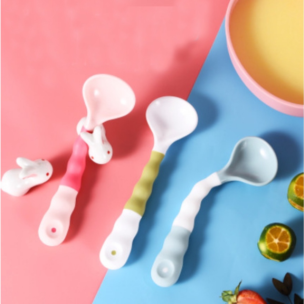 Thìa tập ăn cho bé tay cầm chó thể uốn công 360 độ