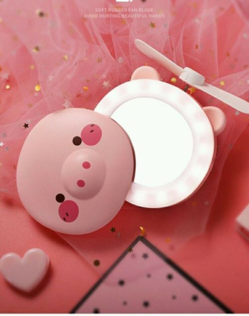 Quạt cầm tay mini hình con lợn có gương , đèn đa năng