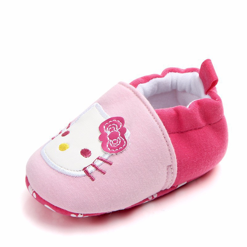 Giày mềm có hình Hello Kitty dễ thương cho bé gái
