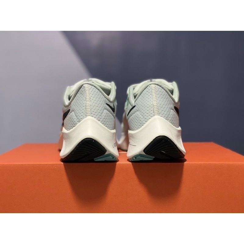 Giày Nike Zoom Rungning Nữ
