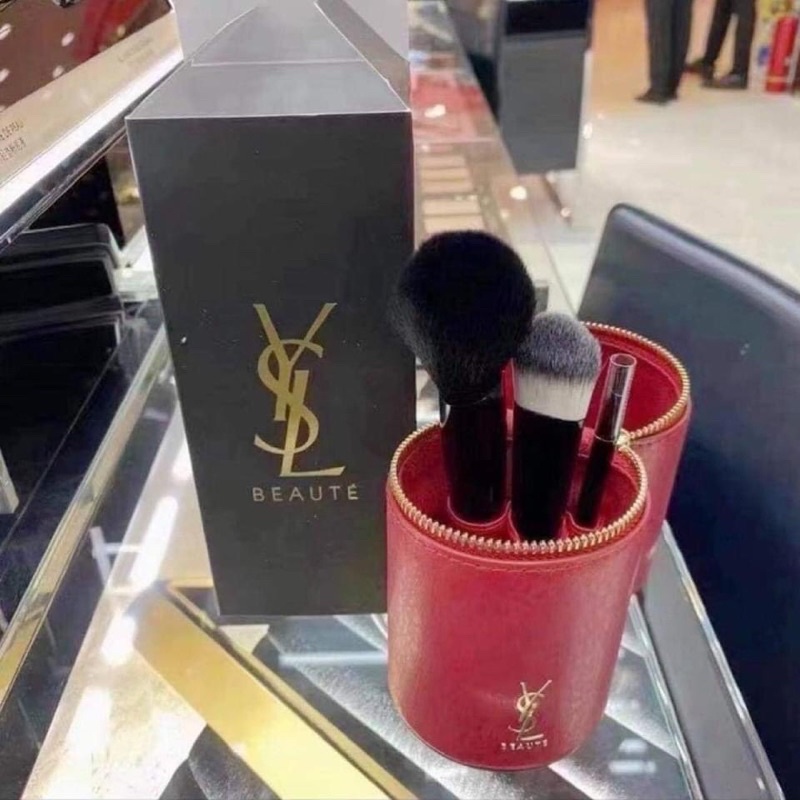 Set cọ trang điểm YSL