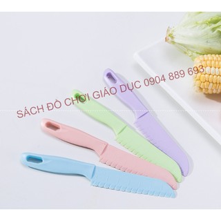 Dao nhựa tập cắt cho bé