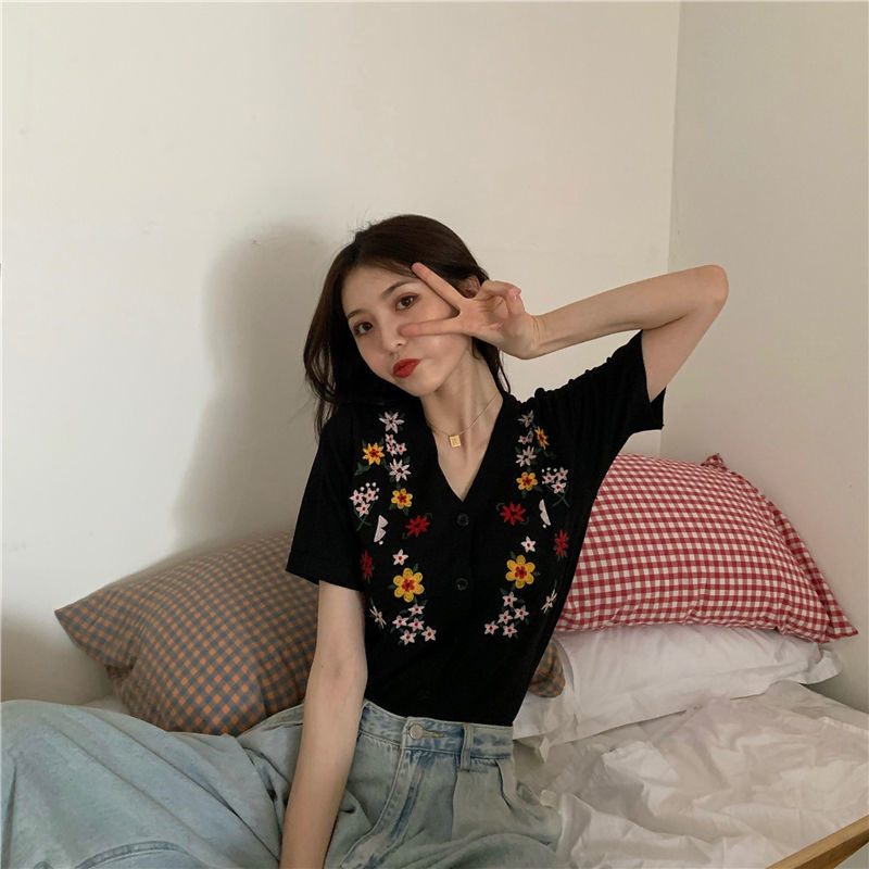 Áo kiểu tay lửng họa tiết hoa xinh xắn thời trang phong cách Pháp