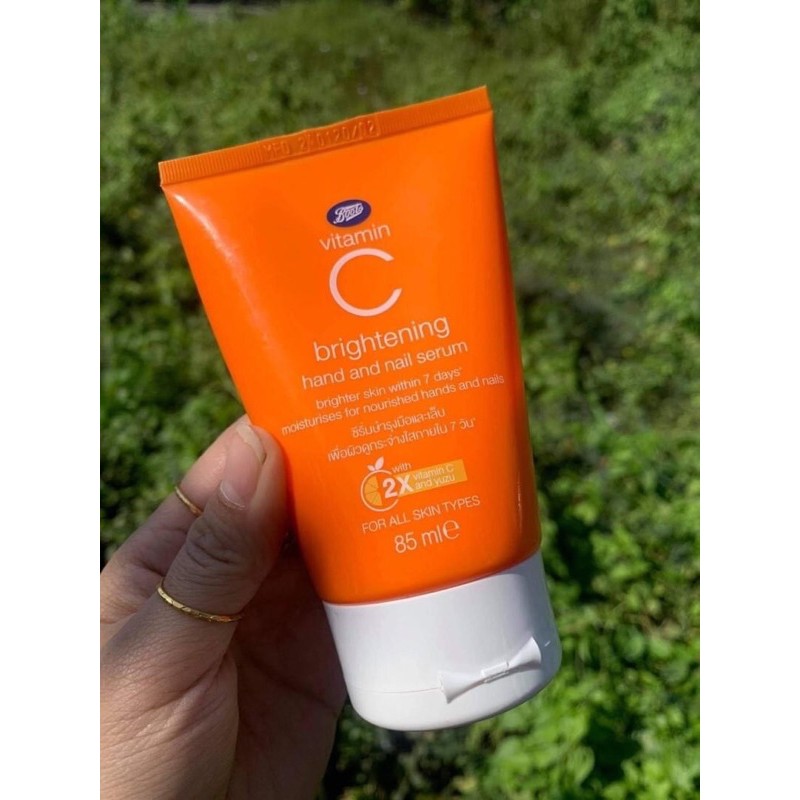 Kem dưỡng da và móng tay Boots Vitamin C hàn and nail serum 85ml chính hãng Thái lan