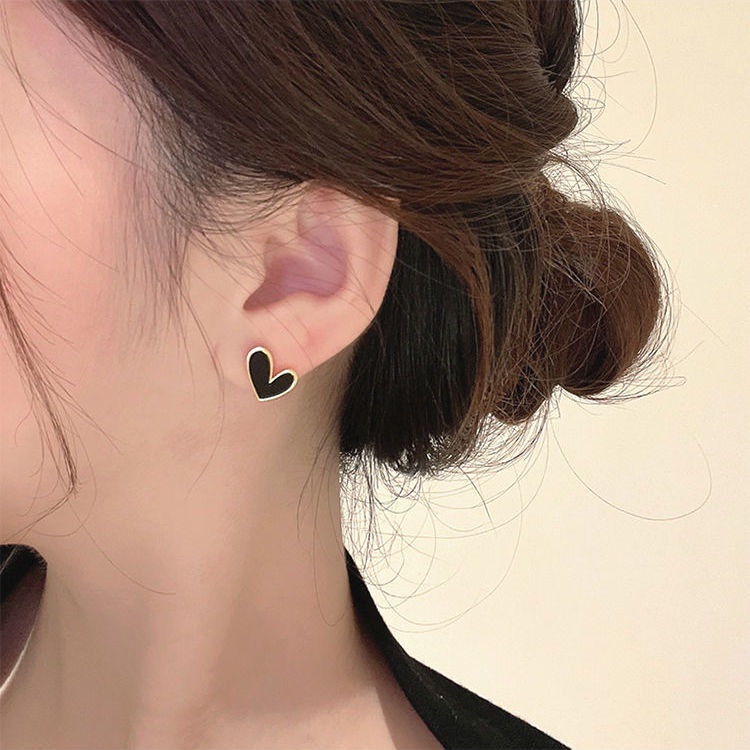 Bông tai nữ đơn giản dạng khuyên ngắn hình trái tim xinh xắn mẫu mới BT32 (1 đôi)
