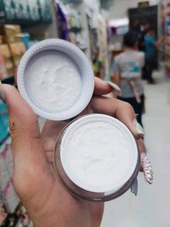 Kem dưỡng ban đêm nhân sâm 4K plus thái lan