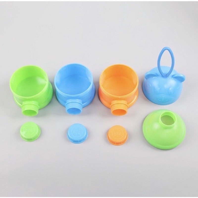 Chia sữa 4 ngăn có nắp xoáy