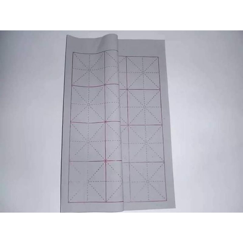 Vải tập viết thư pháp bằng nước- viết đc nhiều lần, khi viết nước lên vải, vải hiện chữ đên