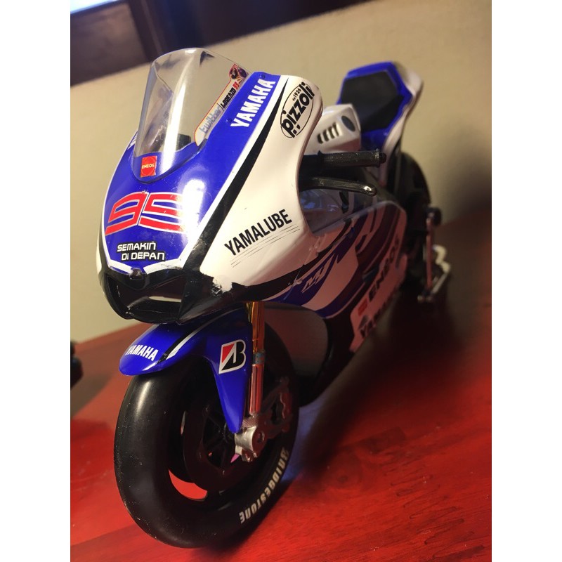 [Xe mô hình] Xe đua MOTO GP YAMAHA YZR-M1 2012 1:10