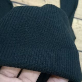 Đầm cổ lọ len tăm