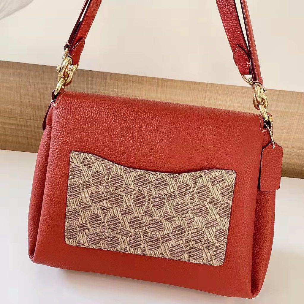 Oach May Shoulder Bag in Signature Canvas - chính hãng