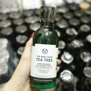 Toner Tràm Trà Cho Da Dầu Mụn The Body Shop Tea Tree Skin Clearing Mattifying Toner 250ml