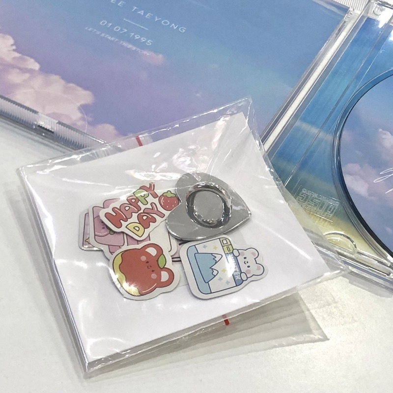Hook trái tim dán điện thoại treo phonestrap, keyring móc khoá màu silver bạc by elwynty