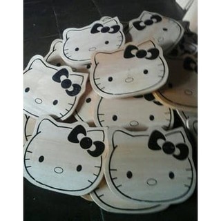 Thớt Gỗ Hình Hello kitty Doraemon Xinh Xắn