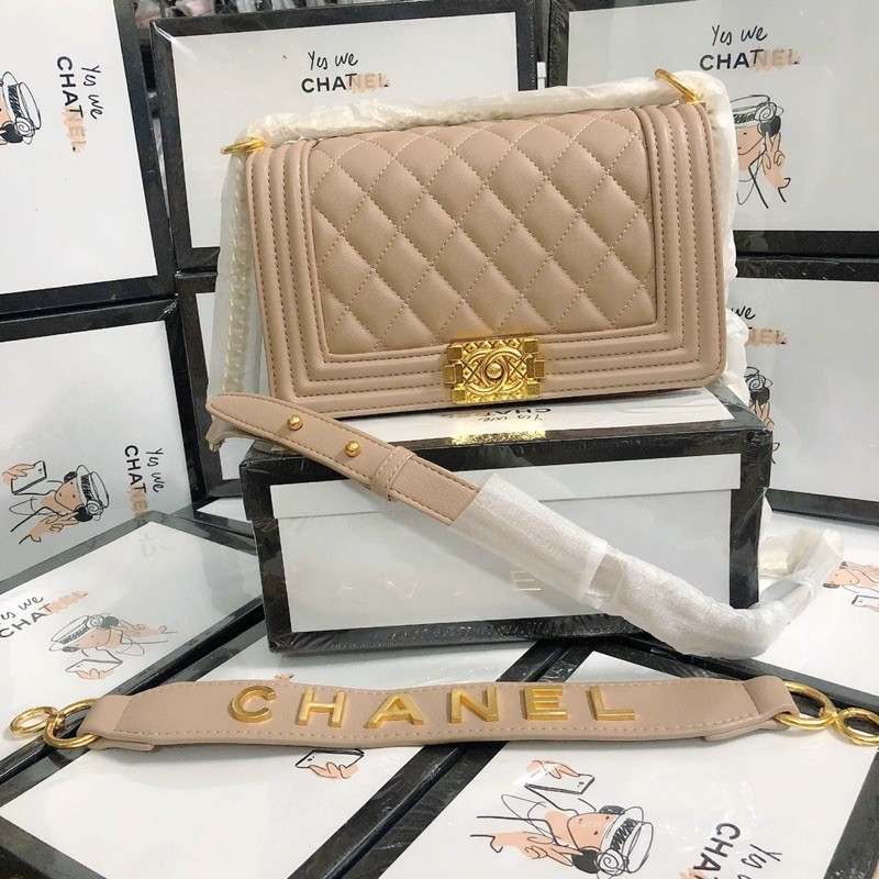 Túi boy  tay cầm chữ