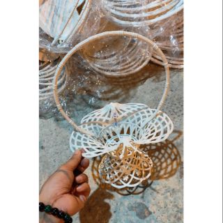 Giỏ nhựa hình bướm có đế 12k