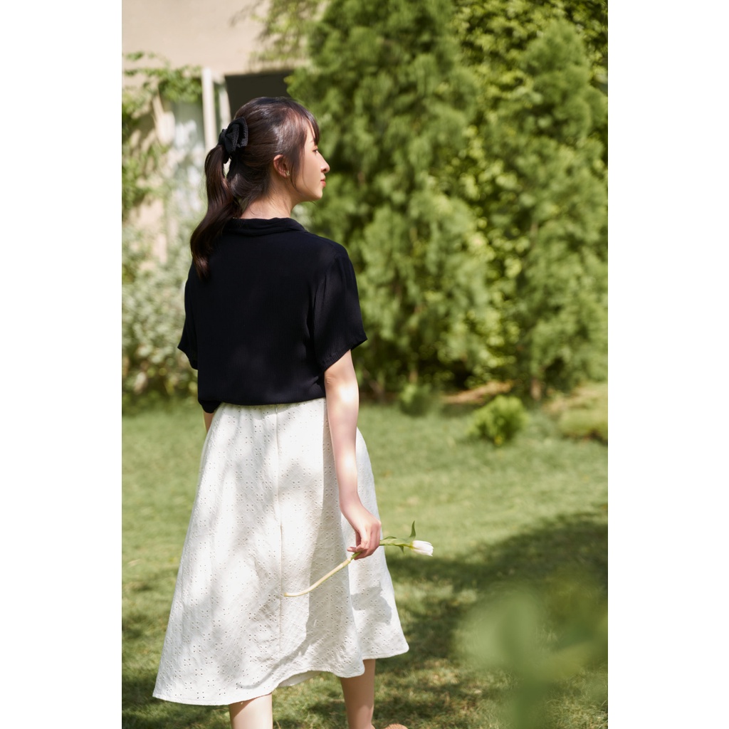 Áo sơ mi cổ thủ thư thêu hoa nổi-SMTT2 hangkao closet