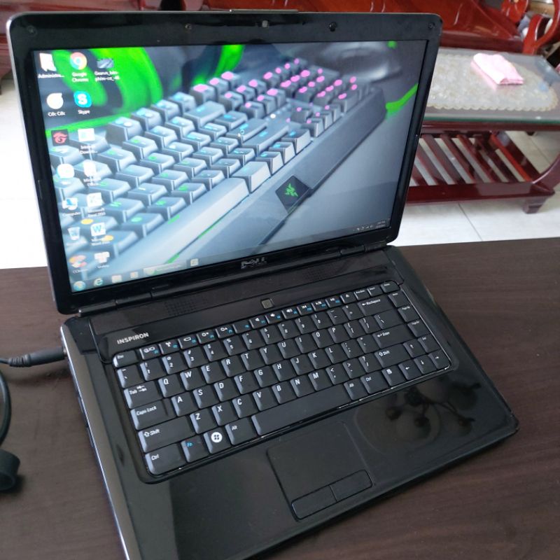 Thanh lý máy tính laptop Dell Ram 4gb Win 10 đầy đủ phụ kiện về là dùng luôn ko cần mua thêm gì cả