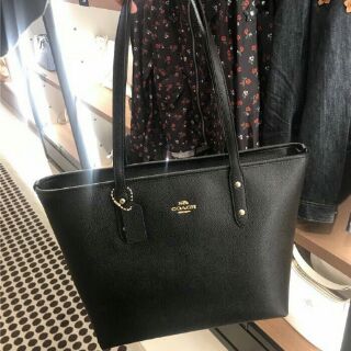 Túi COACH tote đen trơn...!!!