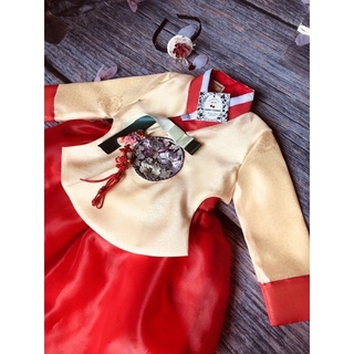 Hanbok kèm bờm