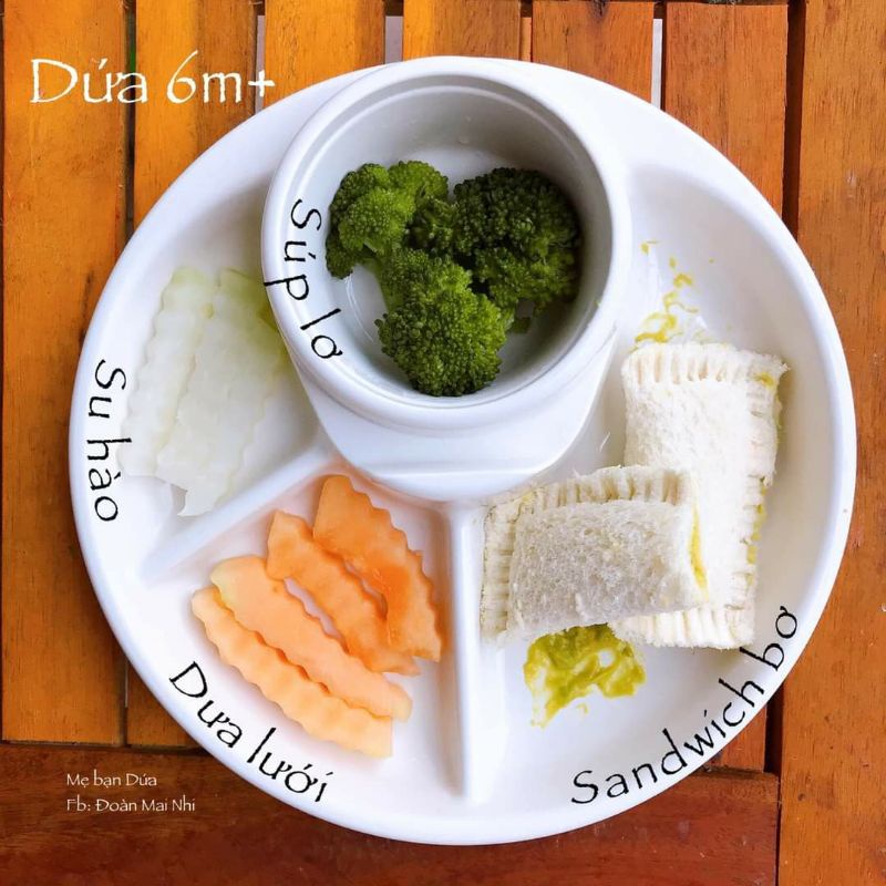 Khay Ăn Dặm Chia 3 Ngăn Cho Bé Có Kèm Khay Để Cốc, Thìa Dĩa - Hàng Nhật Khẩu Nhật