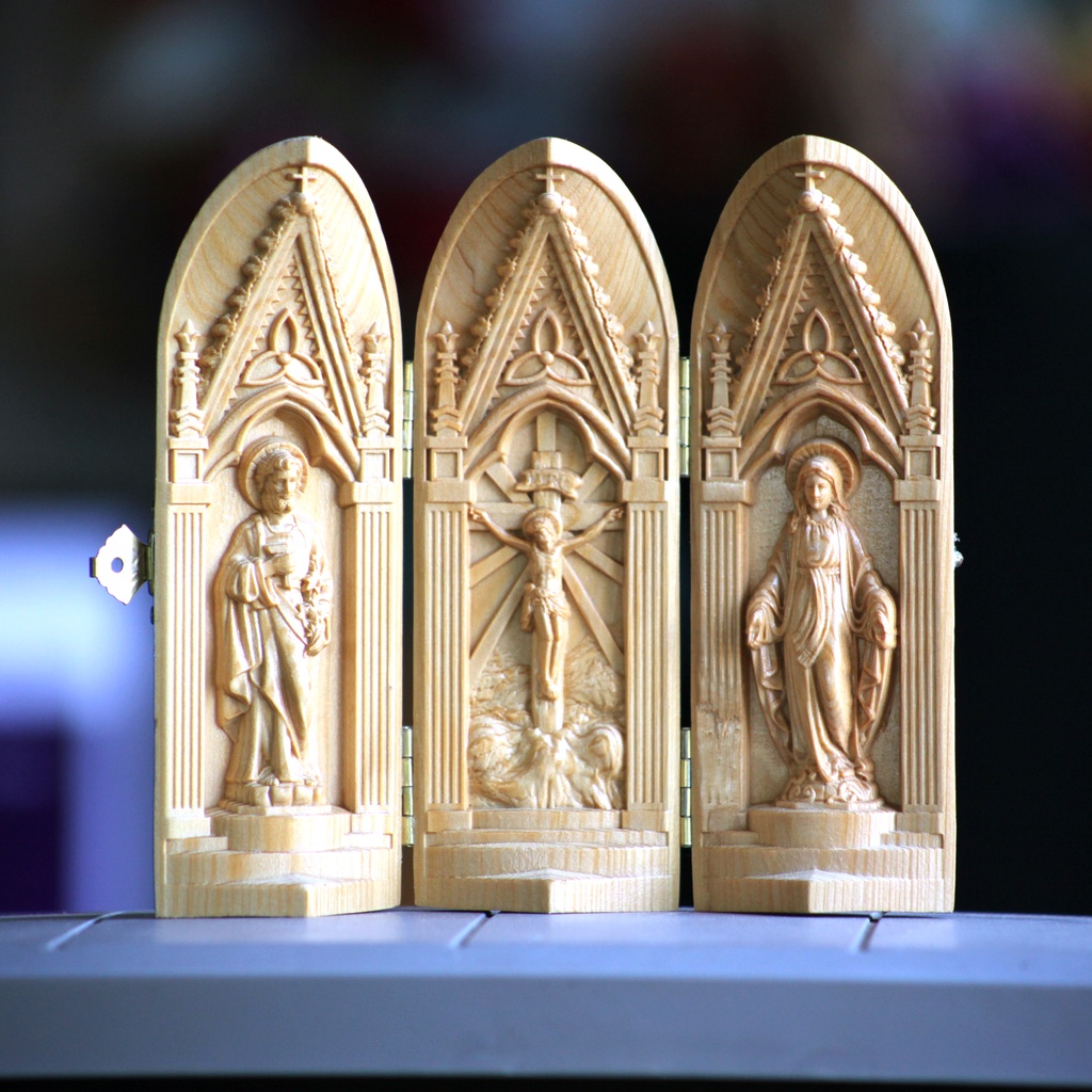 Tòa Công Giáo Mini